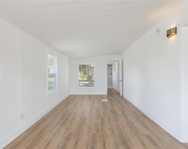 814 Roseapple Avenue - Photo Thumbnail 6