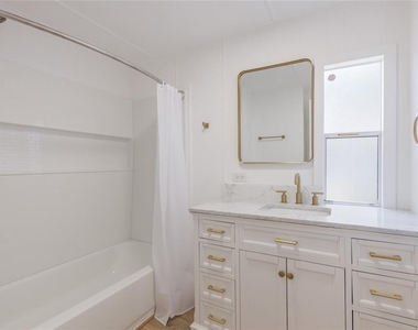 814 Roseapple Avenue - Photo Thumbnail 14