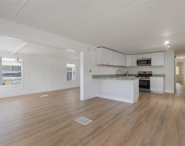 814 Roseapple Avenue - Photo Thumbnail 8