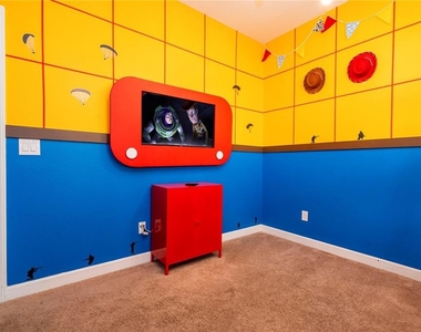 8935 Candy Palm Road - Photo Thumbnail 16