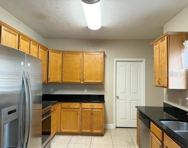 8992 Sw 79th Avenue - Photo Thumbnail 2