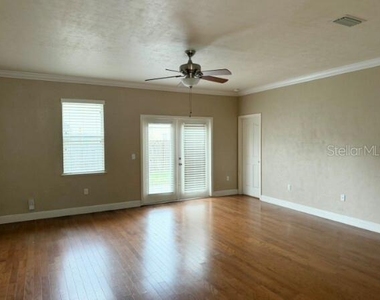 8992 Sw 79th Avenue - Photo Thumbnail 3