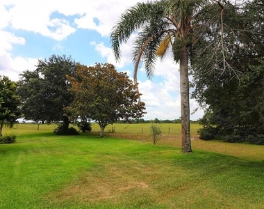 21300 Royal St Georges Lane - Photo Thumbnail 23
