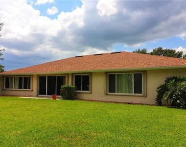 21300 Royal St Georges Lane - Photo Thumbnail 22