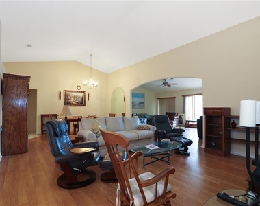 21300 Royal St Georges Lane - Photo Thumbnail 5