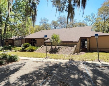 2 Pine Hurst Lane - Photo Thumbnail 17