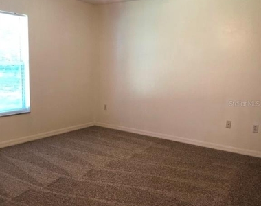 107 Rolling Sands Drive - Photo Thumbnail 11