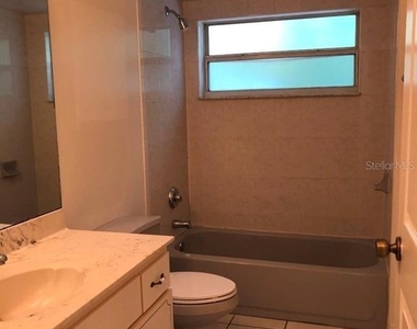 107 Rolling Sands Drive - Photo Thumbnail 19