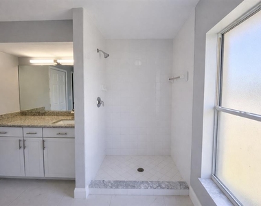 3012 40th Street Sw - Photo Thumbnail 11
