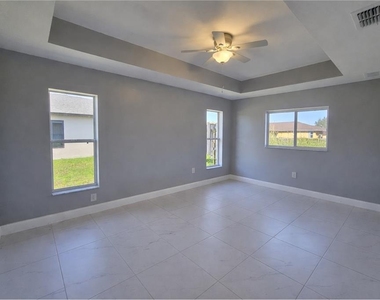 3012 40th Street Sw - Photo Thumbnail 9