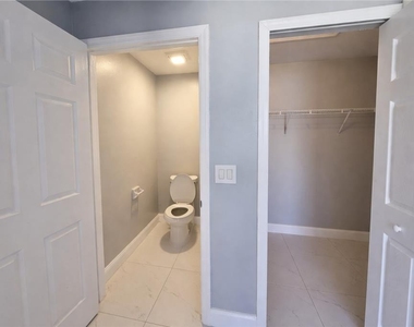 3012 40th Street Sw - Photo Thumbnail 10