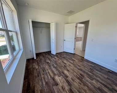 1314 Congo Court - Photo Thumbnail 10