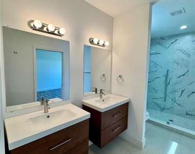 1314 Congo Court - Photo Thumbnail 5