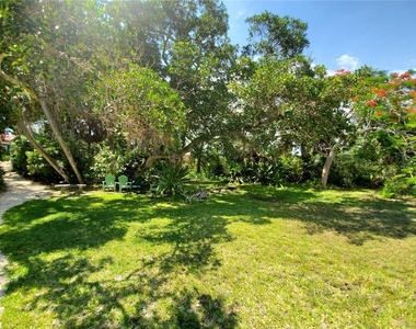 4237 Higel Avenue - Photo Thumbnail 43