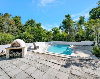 4237 Higel Avenue - Photo Thumbnail 36