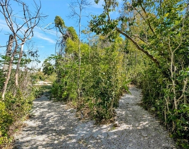 4237 Higel Avenue - Photo Thumbnail 41
