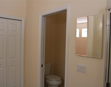 7803 33rd Street E - Photo Thumbnail 17