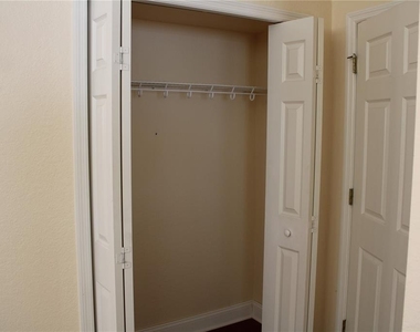 7803 33rd Street E - Photo Thumbnail 20