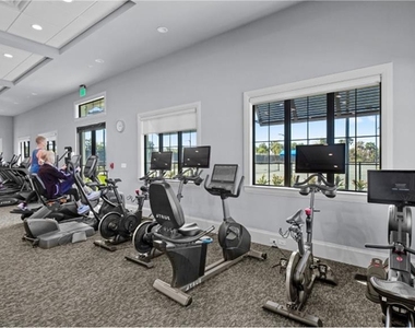 14271 Heritage Landing Boulevard - Photo Thumbnail 21