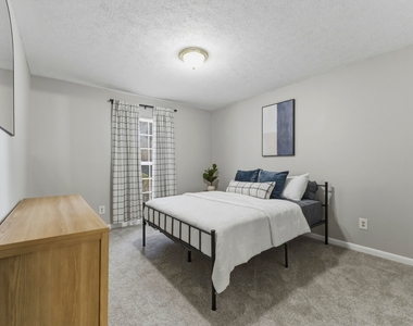 1750 Briarwood Road Northeast - Photo Thumbnail 8