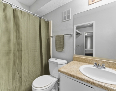 1750 Briarwood Road Northeast - Photo Thumbnail 14