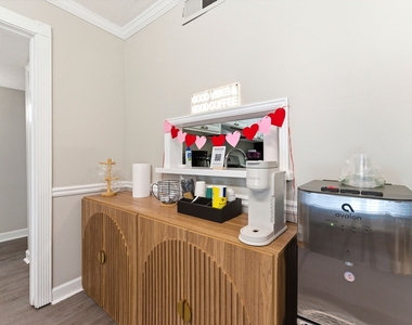 1750 Briarwood Road Northeast - Photo Thumbnail 18