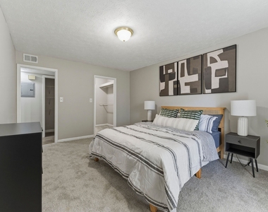 1750 Briarwood Road Northeast - Photo Thumbnail 12
