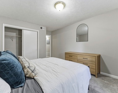 1750 Briarwood Road Northeast - Photo Thumbnail 9
