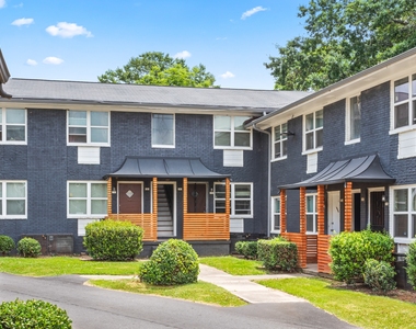 936 Mayson Turner Road Northwest - Photo Thumbnail 17