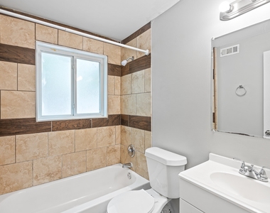 936 Mayson Turner Road Northwest - Photo Thumbnail 13
