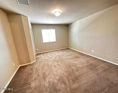 14304 Gil Reyes Drive - Photo Thumbnail 7