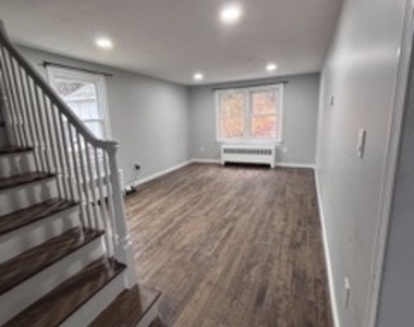 85 Cold Spring Circle - Photo Thumbnail 3