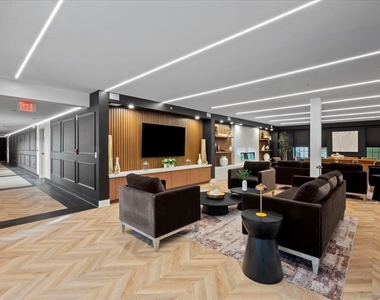 1188 King Street - Photo Thumbnail 21