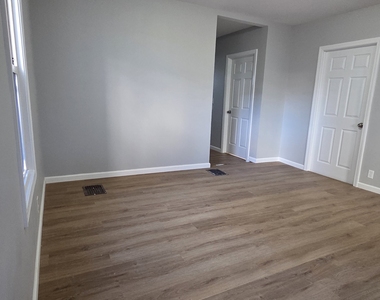 126 Tremont Street - Photo Thumbnail 15