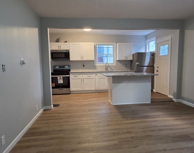 126 Tremont Street - Photo Thumbnail 4