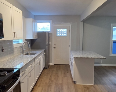 126 Tremont Street - Photo Thumbnail 7