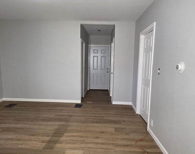 126 Tremont Street - Photo Thumbnail 14