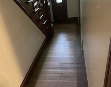 350 Center Street - Photo Thumbnail 6
