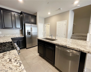 6209 Cappadocia Street - Photo Thumbnail 6