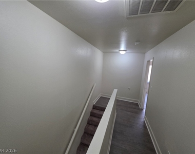 3412 Townhouse Drive - Photo Thumbnail 15
