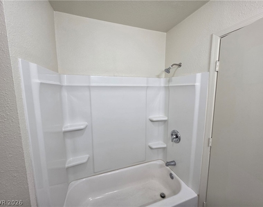 3412 Townhouse Drive - Photo Thumbnail 13