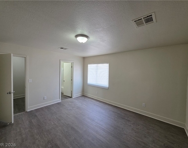 3412 Townhouse Drive - Photo Thumbnail 7