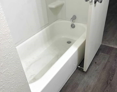 3412 Townhouse Drive - Photo Thumbnail 38