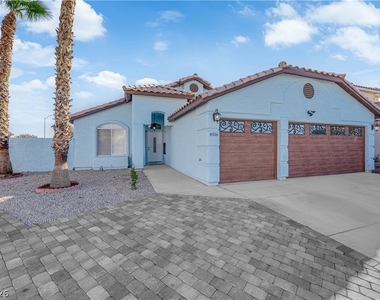4016 Angel Face Street - Photo Thumbnail 3