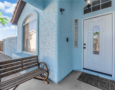 4016 Angel Face Street - Photo Thumbnail 5