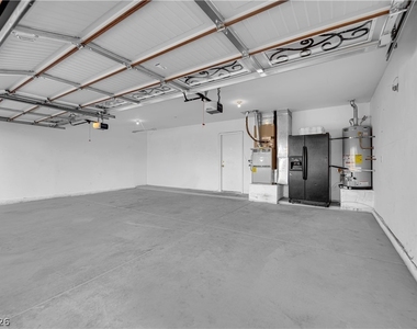 4016 Angel Face Street - Photo Thumbnail 38