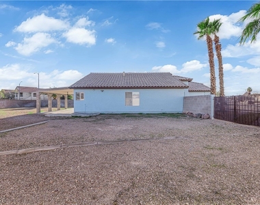 4016 Angel Face Street - Photo Thumbnail 37