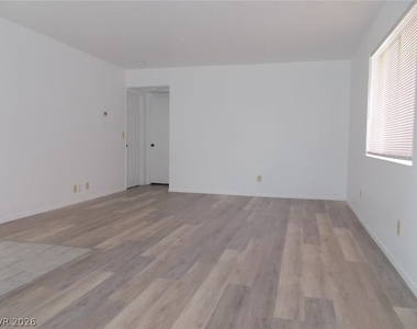 3168 S Eastern Avenue - Photo Thumbnail 2