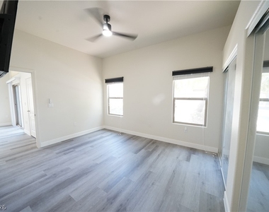 8985 S Durango Drive - Photo Thumbnail 25