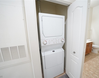 8985 S Durango Drive - Photo Thumbnail 18